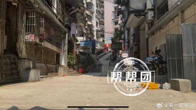 老楼装电梯遭隔壁栋业主反对 邻里争议待解