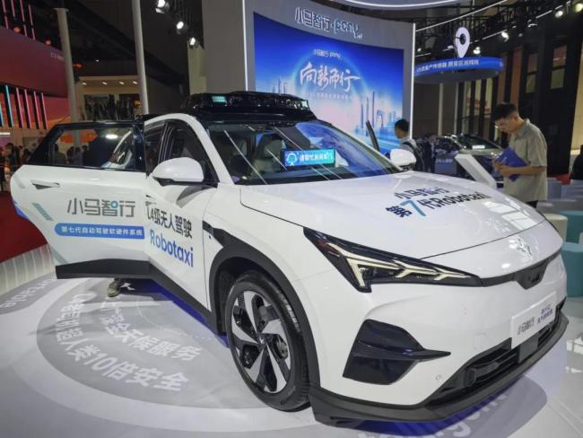 上海车展红旗三车首发 国产力量全面崛起