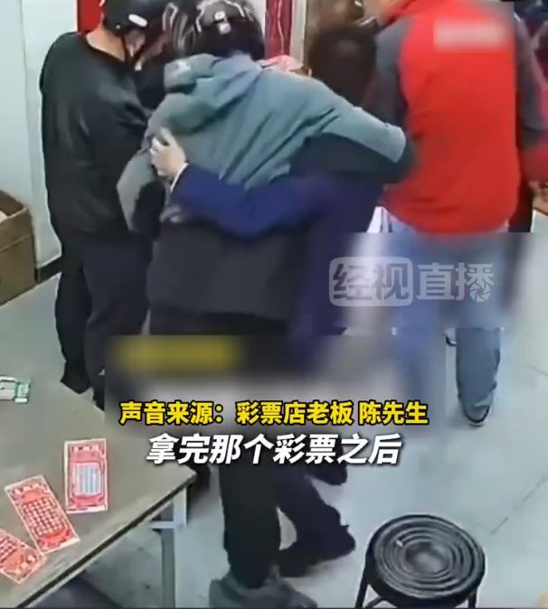 小伙刮中100万忙送外卖让家人代领 稳当劲儿更难得