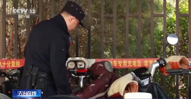 个人最高罚1000元 北京明确禁止电动自行车进电梯个人最高罚1000元 北京明确禁止电动自行车进电梯