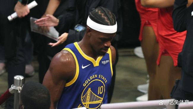 NBA季后赛：勇士vs火箭G2 巴特勒伤退 杰伦-格林三节30分 火箭捍卫主场