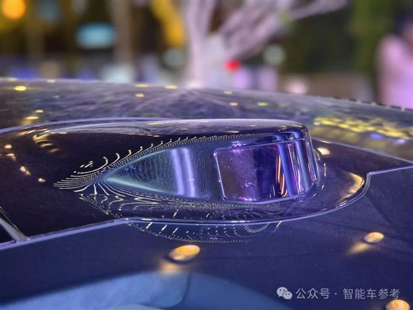 百公里3个油 吉利银河星耀8开售：同级合资燃油洗洗睡吧