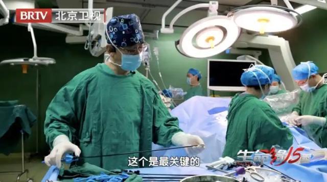 718.8斤男子刷新中国第一胖纪录,55天减重230斤