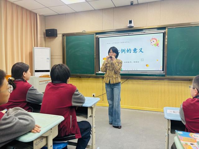 “领雁”领航？ “微光”聚芒！嵩山路学校巧用标杆示范引领