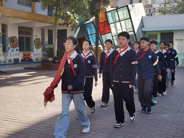 郑州市管城区南关小学：珍爱生命防溺水 告别陋习向文明