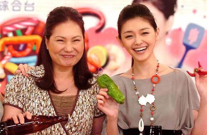 网友建议S妈去海边散心，S妈：别人会以为我想自杀