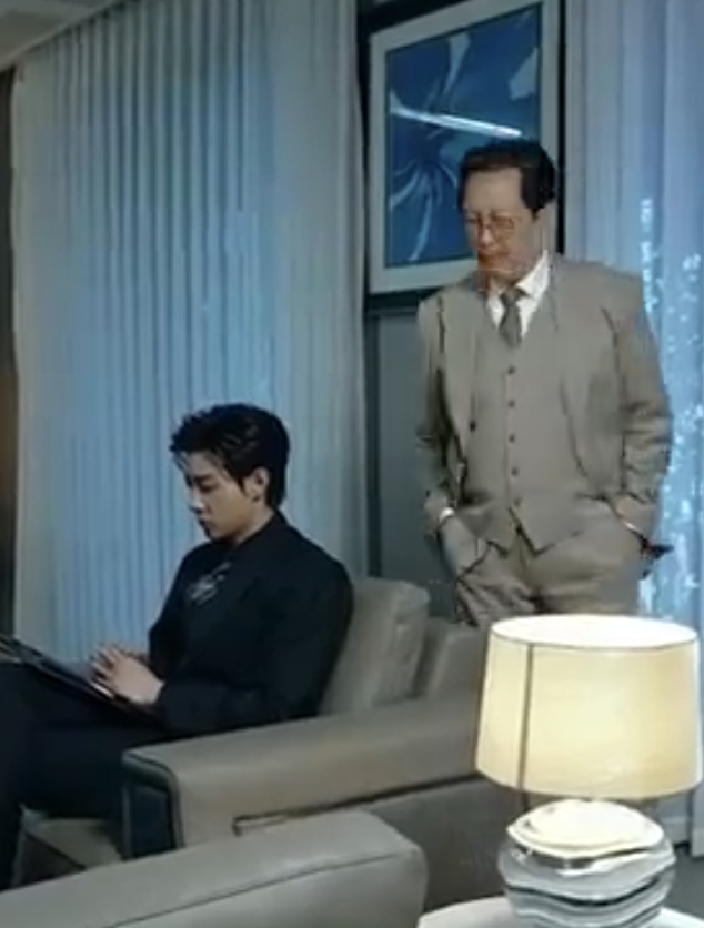 唐国强也演上短剧了