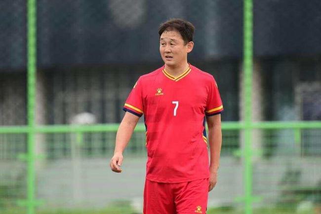 从“免费踢球”到“18万赎身”，是孙继海的青训模式错了吗？ 公益与商业的边界争议