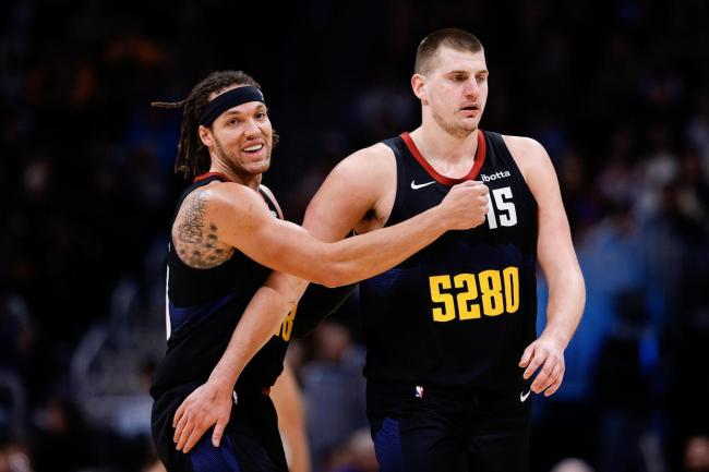 NBA季后赛：掘金3-3快船 登卡合砍55分 快船将系列赛拖至抢七