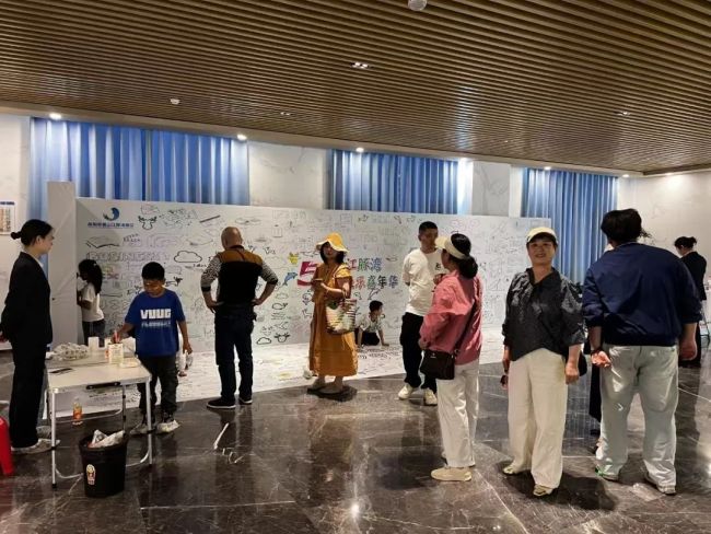五一湖南岳阳文旅上演三连跳增长 景区人气爆棚