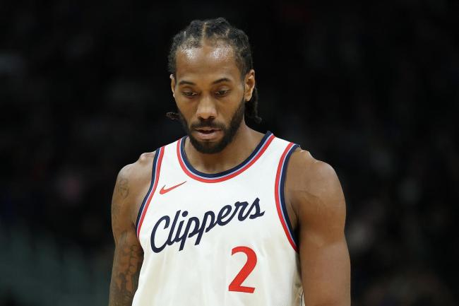 NBA季后赛：掘金3-3快船 登卡合砍55分 快船将系列赛拖至抢七 哈登莱昂纳德闪耀
