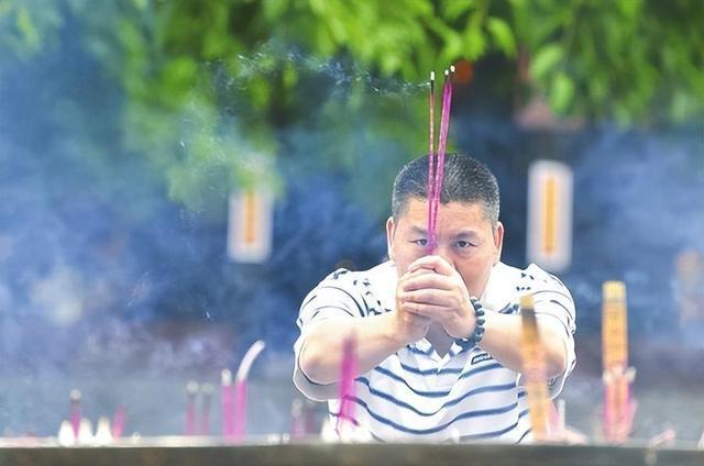 对话第29次高考的梁实 梦想与现实之间