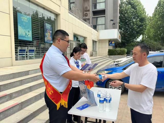 中国建设银行联盟新城支行—消保宣传近考点 暖心服务伴成长