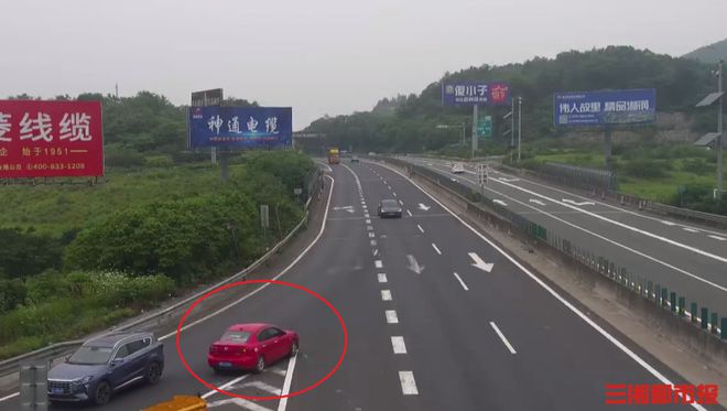 女司机首次上高速，走错匝道后不靠边停车报警，而是一路逆行……