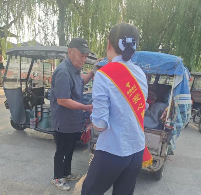 商丘电信爱心翼站开展“情暖夕阳红  共筑防诈安全网”活动