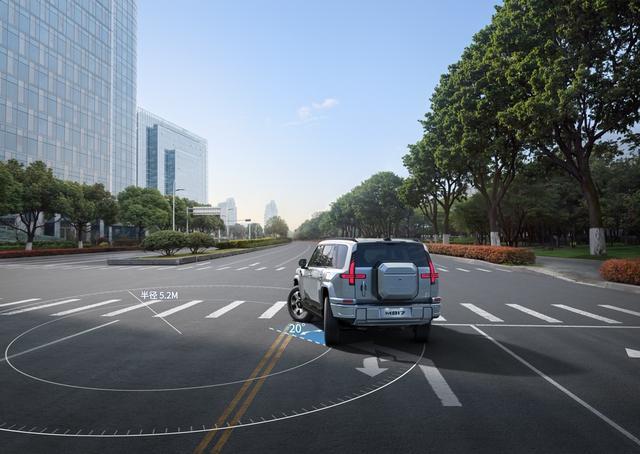 “豪华智能越野SUV”猛士M817 Pro版开启预售