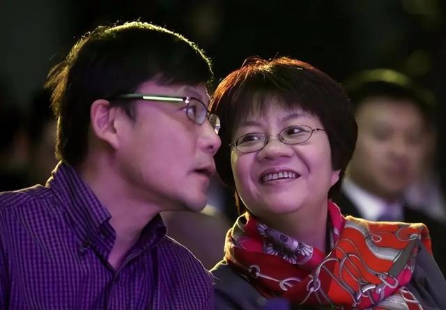 李国庆确认将再婚，辟谣“对外出售婚礼门票”